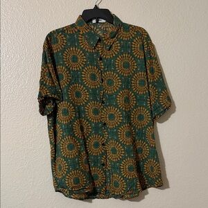 Men's Green and Gold Patterned Casual Shirt